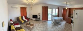 VerGian Brand New Spacious Apt at Agioi Theodoroi - Agioi Theodoroi - 3