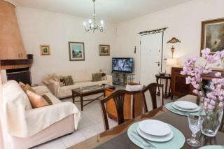 Sophisticated 2-Bedroom Retreat in Petroupoli - Atene - 9