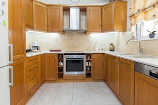 Sophisticated 2-Bedroom Retreat in Petroupoli - Atene - 6