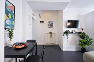 Urban Elegance - Stylish Central Accommodation - 1