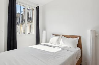 Montmartre Penthouse - 1