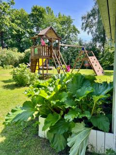 Private family Villa with sauna, hot tub, playground and outside lounge area - Pärnu - 8