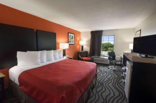 Days Inn by Wyndham Rome Downtown - Rome - 4
