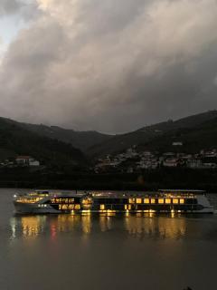 Vivenda à Beira Rio - Armamar - 6