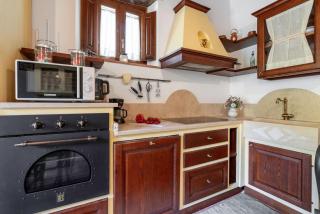 Chiara House In Galenda - 2