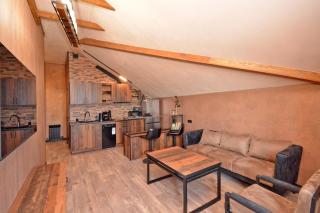 Fashionable City Dwelling - 8