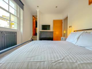 Conway Apartments - 9