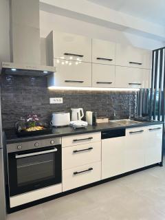 Nice n Cosy Apartment II - 4