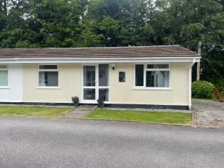 Beekeepers Cottage - 0