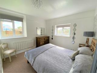 3 Bed in Ventnor 89972 - Niton - 2