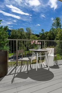 cohost I New Apt w-Balcony I Air Condition I Free Parking & Netflix I By Botanical Park - Kaunas - 1