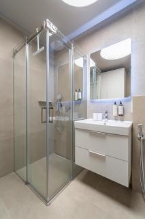 cohost I New Apt w-Balcony I Air Condition I Free Parking & Netflix I By Botanical Park - Kaunas - 6