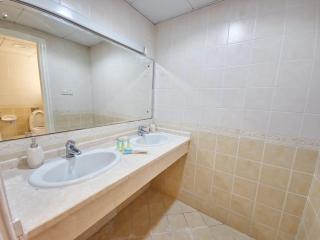 HARF22-01 comfy 1BR Apt in Abu Dhabi City - 2