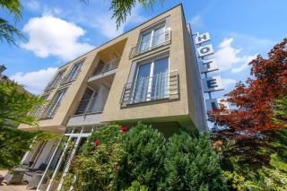 Hotel ANTARES - Bratislava - 8