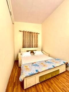 The old School cottage - Mussoorie - 1