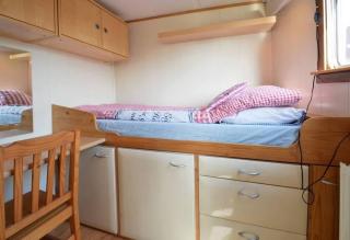 Houseboat Captain's Quarters in Harbour Amsterdam - 6