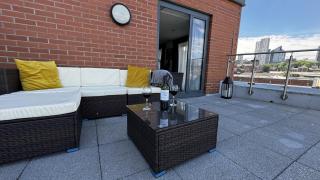 Luxury 3-Bed, 3-Bath Penthouse - Leeds City Centre - underground parking - Leeds - 5