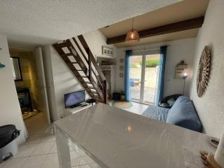 Charmante villa climatisée T2 mezzanine, 6 pers, terrasse ensoleillée, proche plage et commerces - FR-1-106-37 - Saint-Cyprien - 8