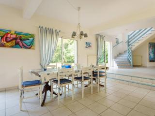 Spacieuse Villa à Crac'h : 4 Ch. pour 8 Pers., Beau Jardin, Proche Plages et WiFi - FR-1-477-244 - Crach - 7