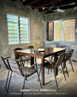 Upper Room Hideaway - Serdang - 7