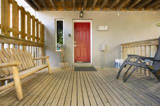 Margaritaville, Lots of Space, Fun and Hot Tub, Gas BBQ - 9