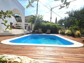The Three Flowers Pool House - Trogir - 2