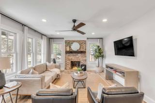 Lilly Pad At Park Circle - Charleston - 7