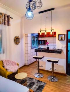 DOM city Chambre meublée Pink - Douala - 6