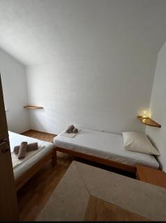 Apartments Tina - Brist - 9