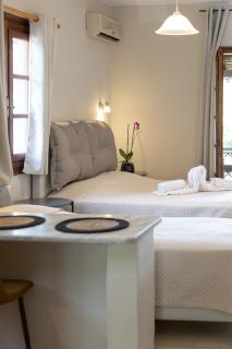 Lazaros Beachfront Apartments & Studios - Vourvourou - 9