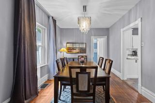 Historic 2 bedroom house St Charles - 9