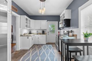 Historic 2 bedroom house St Charles - 2