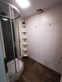 Schwert Souterrain Monteurwohnung Verden - Verden - 3