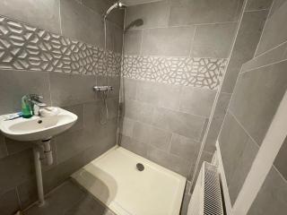 Rooms with private bathroom and shared kitchen - Purley - 8
