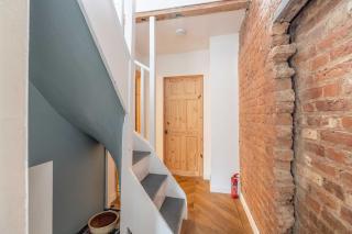 Cosy 2-Bed Cottage, close to Windsor and Legoland - 6