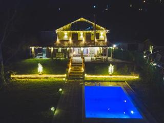 Pool Party House - Tbilisi - 0