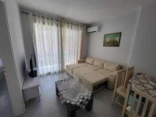 Henri's Apartments Vlore - Vlorë - 1