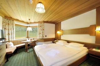Alpenhotel Tirol - Galtür - 1