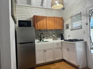 Northside Studio Vacation Rental - St Thomas - 6