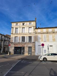 Duplex vue dégagée sur le vieux Saintes - 2