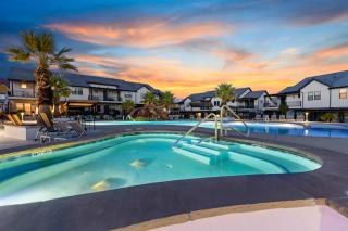 61-62| 2 Homes Duplex in Ocotillo Springs with Private Pool - Santa Clara - 6