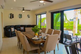 Corcomoran Luxury beachfront house - Telchac Puerto - 9