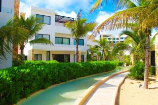 Corcomoran Luxury beachfront house - Telchac Puerto - 0