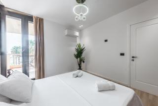 Amazing 2 bedroom apartment Seafront - 6