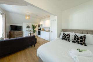 Grange Road Studio 6 - Bristol - 9