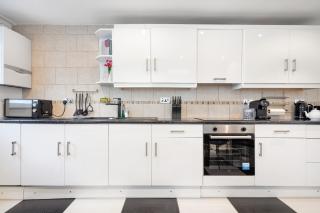 Perfect Location 2bed 2bath APT Central London - Londra - 4