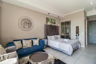 301 Menlyn Maine Trilogy Apartment - Pretoria - 5
