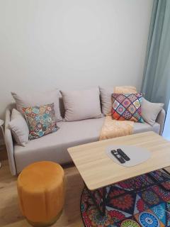 Apartament Colorful 2 pokojowy z małym ogródkiem w Warszawie - 8
