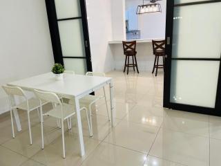 Nazirin Homestay No 27 Tmn Desa Manjung Lumut - Lumut - 9
