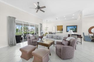 Pet-friendly waterfront home near beach with pool - 8